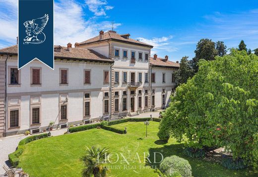 Villa a Vittuone, Milano