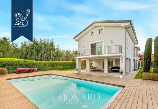 Villa in Forte dei Marmi, Provincia di Lucca