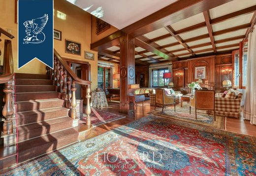 ﻓﻴﻼ ﻓﻲ روما, Lazio