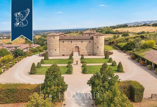 Castillo en Agazzano, Provincia di Piacenza