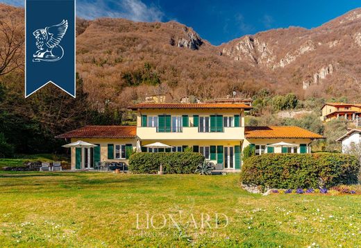 Villa in Oliveto Lario, Provincia di Lecco