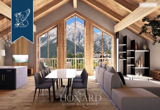 Villa in Cesana Torinese, Turin