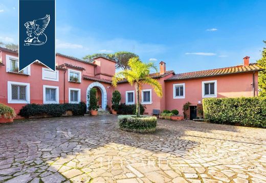 Villa Roma, Lazio bölgesinde