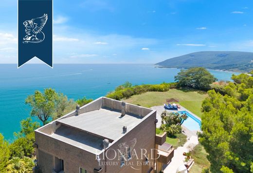 Villa in Ancona, Provincia di Ancona