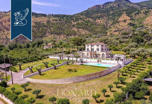 Villa - Sarno, Provincia di Salerno