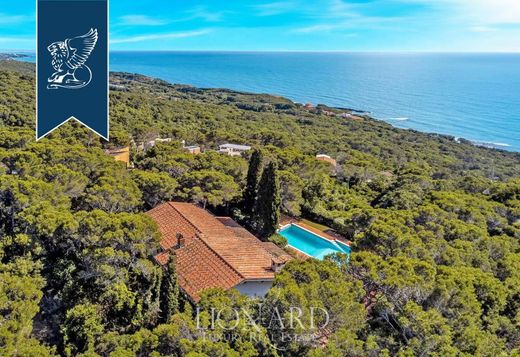 Villa a Livorno, Toscana