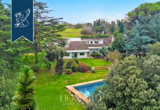 Villa in Rome, Latium