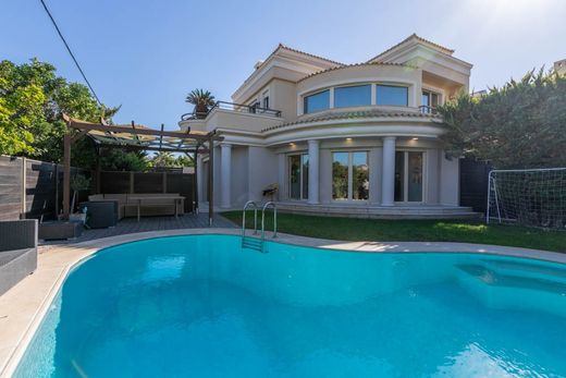 Villa a Vári, Nomarchía Anatolikís Attikís