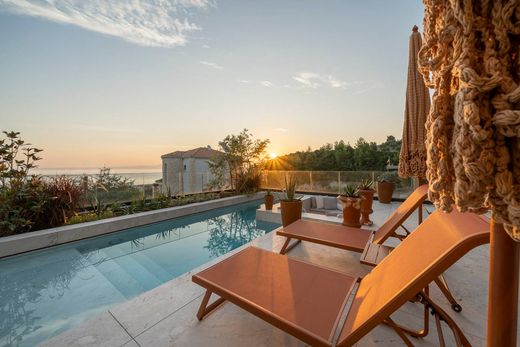 Villa in Políkhronon, Chalkidikí