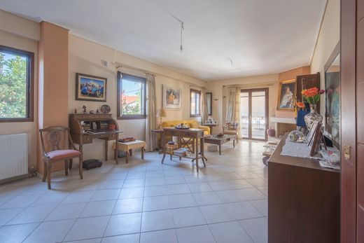 Semidetached House in Néa Filadélfeia, Nomarchía Athínas