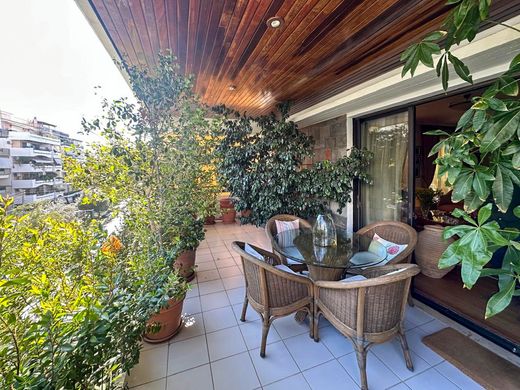 Apartment / Etagenwohnung in Néa Smýrni, Nomarchía Athínas