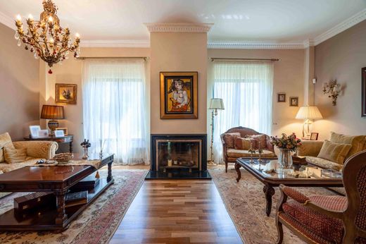 Casa en Agía Paraskeví, Nomarchía Athínas