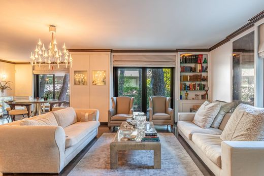 Einfamilienhaus in Néa Erythraía, Nomarchía Athínas