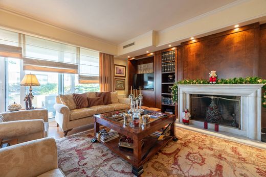 Glyfáda, Nomarchía Athínasのアパートメント