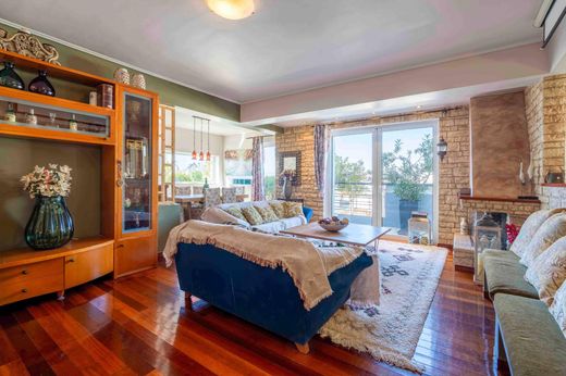 Piso / Apartamento en Atenas, Nomarchía Athínas