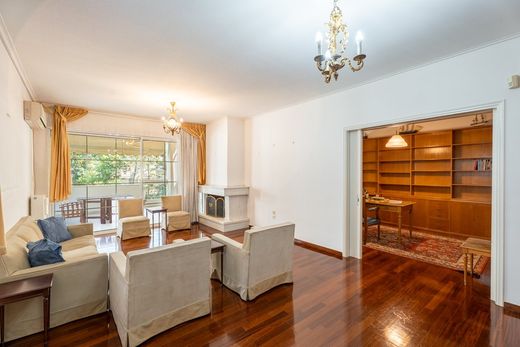 Apartment in Agía Paraskeví, Nomarchía Athínas