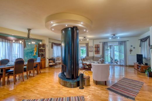 Μονοκατοικία σε Πεύκα, Νομός Θεσσαλονίκης