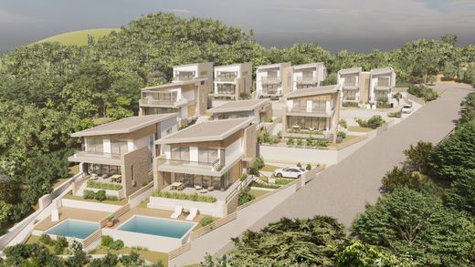 Villa en Palaió Tsiflíki, Nomós Kaválas