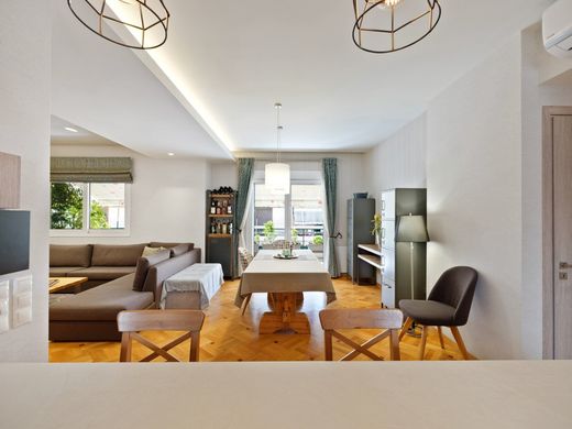 アテネ, Nomarchía Athínasのアパートメント