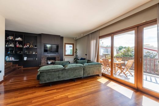 아파트 / Kifisiá, Nomarchía Athínas