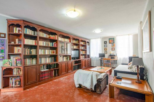 단독 저택 / 아테네, Nomarchía Athínas