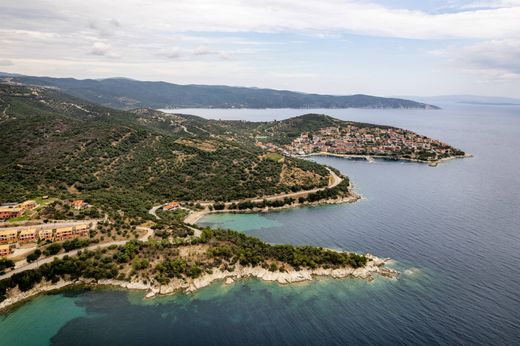 Land in Pyrgadíkia, Chalkidikí