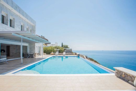 Willa w Pefki, Dodekanez