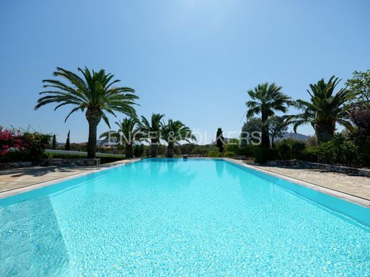 ﻓﻴﻼ ﻓﻲ Limín Mesoyaías, Nomarchía Anatolikís Attikís