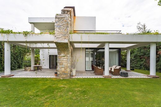 بيت مستقل ﻓﻲ سالونيك, Nomós Thessaloníkis