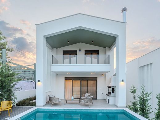 Yarɪ müstakil ev Políkhronon, Nomós Chalkidikís