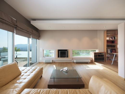 Detached House in Limín Mesoyaías, Nomarchía Anatolikís Attikís