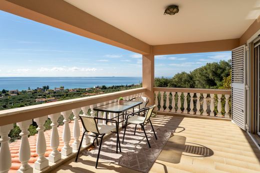 ‏בית חד-משפחתי ב  Néa Skióni, Nomós Chalkidikís