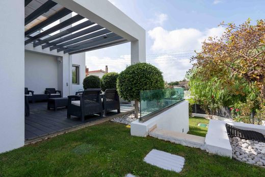 Maison individuelle à Kalývia Thorikoú, Nomarchía Anatolikís Attikís