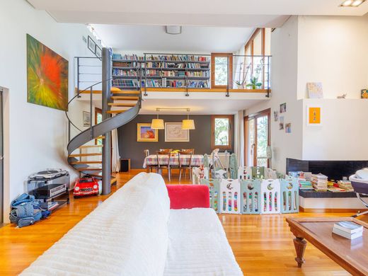 Casa en Néa Erythraía, Nomarchía Athínas