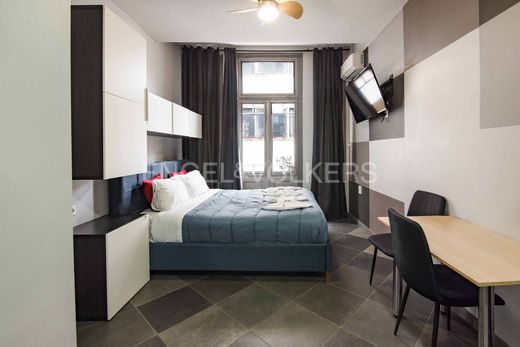 Semidetached House in Athens, Nomarchía Athínas