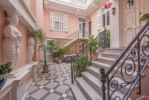 Частный Дом, Афины, Nomarchía Athínas