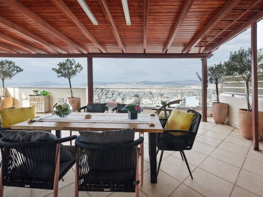 Penthouse à Galátsi, Nomarchía Athínas