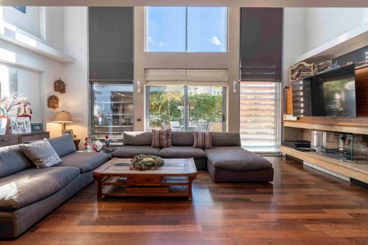 半独立式房屋  Glyfáda, Nomarchía Athínas