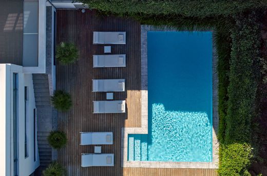 Residential complexes in Vári, Nomarchía Anatolikís Attikís