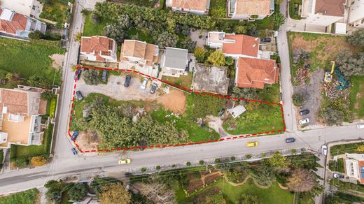 Land in Kifisiá, Nomarchía Athínas