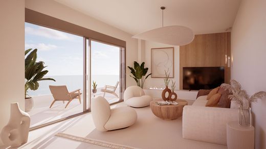 Apartment / Etagenwohnung in Alimos, Nomarchía Athínas