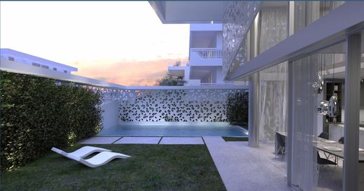 Voúla, Nomarchía Anatolikís Attikísのアパートメント