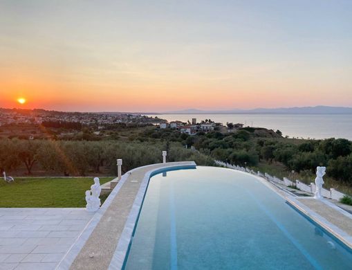 Detached House in Néa Fókaia, Chalkidikí