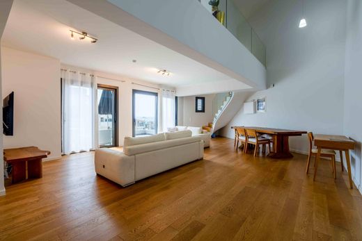 Appartamento a Voúla, Nomarchía Anatolikís Attikís