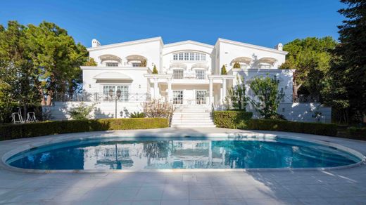 Chalet Pareado en Ekáli, Nomarchía Athínas