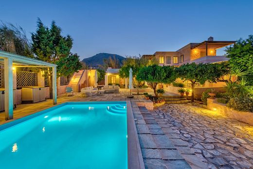 Villa en Áno Sýros, Cícladas