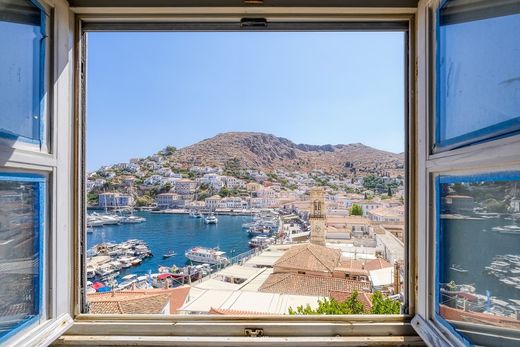 Casa en Hidra, Nomós Piraiós