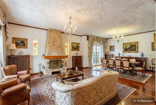 Maison individuelle à Kifisiá, Nomarchía Athínas