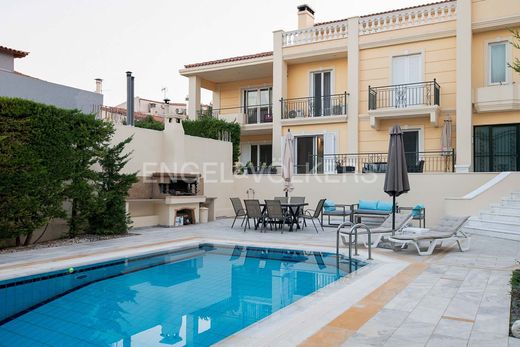 Willa wielorodzinna w Gérakas, Nomarchía Anatolikís Attikís