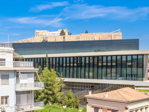 Penthouse Atina, Nomarchía Athínas